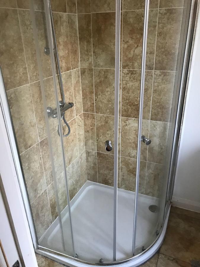Hatfield Save-Money Rooms - 10Over10 For Price! Exterior foto